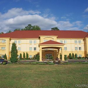 La Quinta Inn & Suites Fultondale Exterior photo