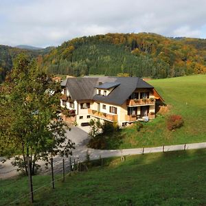 Gasthaus - Gaestehaus Schusterbauer Hotell Rein Exterior photo