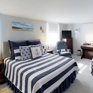Seawind Guest Studio Hotell Nauset Heights Exterior photo