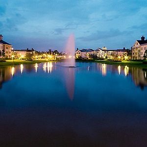 Disney'S Saratoga Springs Resort & Spa Lake Buena Vista Exterior photo