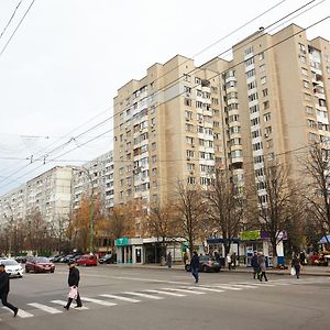 Apartment Deluxe On Moscow Avenue Chisinau Exterior photo