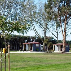 Glenavys Waitaki River Motor Camp Hotell Exterior photo