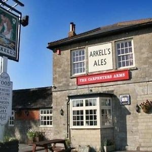 The Carpenters Arms Hotell South Marston Exterior photo