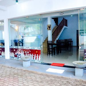 Yoho Beach Glory Hotel Negombo Exterior photo