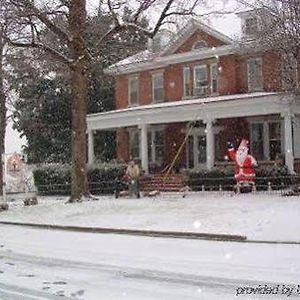 River Rose Inn Bed And Breakfa Elizabethtown Exterior photo