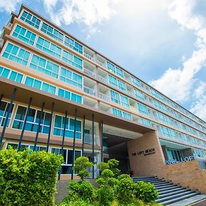 The Loft Beach At Bangsaen Hotell Chonburi Exterior photo