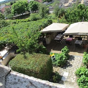 Auberge "Au Bon Accueil" Hotell Crouzilles Exterior photo