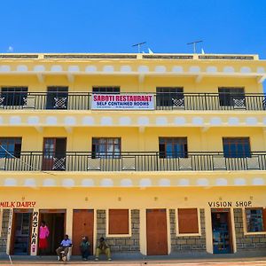 Saboti Hotel Mai Mahiu Exterior photo