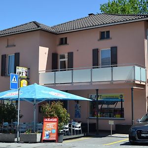 Osteria Centrale Hotell Cadenazzo Exterior photo