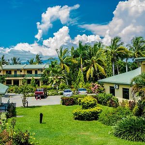 Grand West Villas Nadi Exterior photo