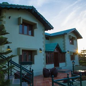 The Colonial Manek Manor Hotell Mount Abu Exterior photo