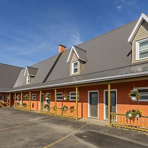 Auberge De L'Anse Hotell Rivière-du-Loup Exterior photo