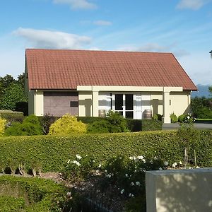 A Touch Of Tuscany At Hillsborough Leilighet New Plymouth Exterior photo