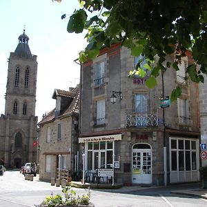 Au Relais Du Parc De Millevaches Hotell Felletin Exterior photo