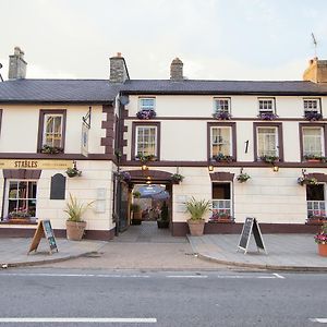 The Royal Oak Pub Hotell Lampeter Exterior photo