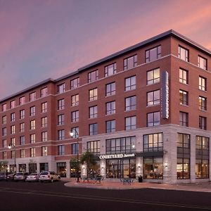 Courtyard By Marriott Portland Downtown/Waterfront Hotell Exterior photo