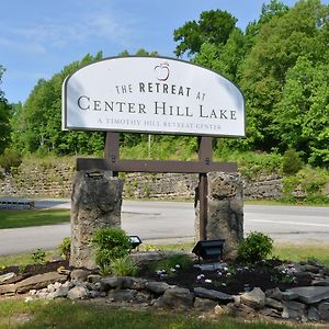 The Retreat At Center Hill Lake Hotell Silver Point Exterior photo