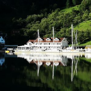 Flam Marina Hotell Exterior photo