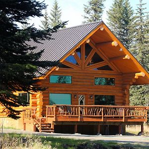 Bear Paw Adventure Hotell Anchor Point Exterior photo