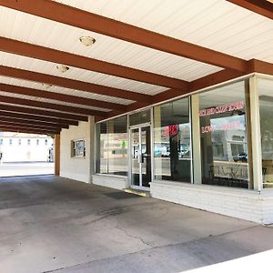 Appletree Inn Richfield Exterior photo