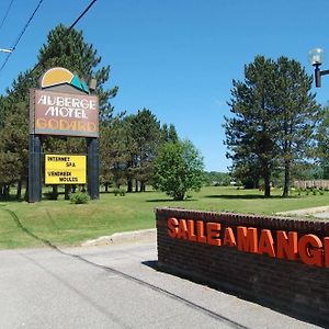 Auberge Godard Rivière-Rouge Exterior photo