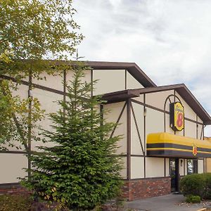 Super 8 By Wyndham Saanichton Victoria Airport Hotell Exterior photo