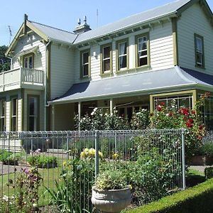 Tairoa Lodge & Cottage Hawera Exterior photo