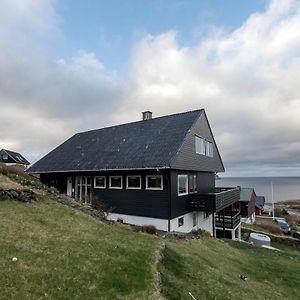 Faroeguide Bed & Breakfast Tórshavn Exterior photo