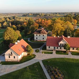 Mazmezotnes Muiza Hotell Exterior photo