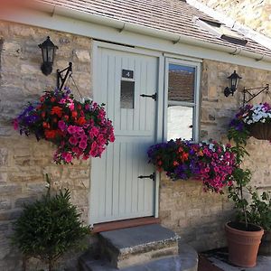 The Barn Hotell Monk Fryston Exterior photo