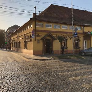 Hotel Daniel Mukatsjeve Exterior photo