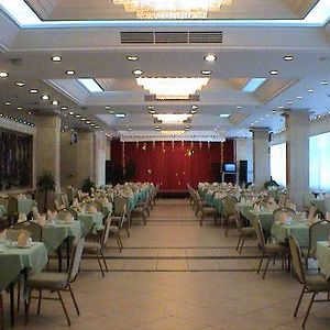 Seaview Airline Business Hotel Haikou  Restaurant photo