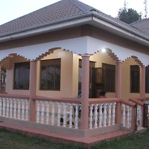 Rugira Scenic House Leilighet Kampala Exterior photo