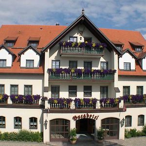 Goldener Hirsch Hotell Burgthann Exterior photo