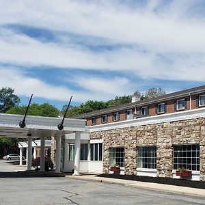 Heritage Hotel Lancaster Exterior photo