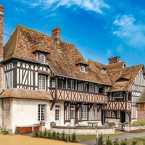 Le Manoir Des Chevaux Dores Hotell Le Neubourg Exterior photo