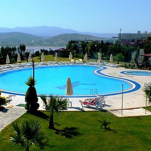 Lakeside Garden Bogazici Exterior photo