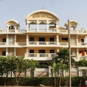 Oyo 13564 Near Prem Mandir Hotell Mathura Exterior photo