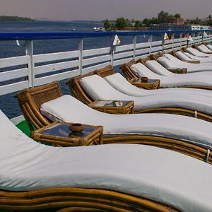 Nile Cruise Luxor Aswan 3,4 And 7 Nights Hotell Exterior photo