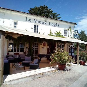 Le Vieux Logis De Clam Hotell Exterior photo