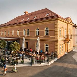 Hotel Vila Pohorje Slovenj Gradec Exterior photo