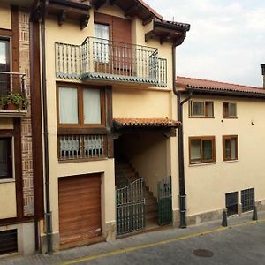 Zaguan Guest House Rascafría Exterior photo