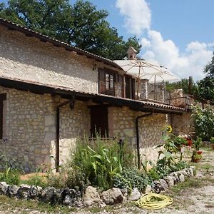 La Locanda Del Frullo Hotell Poggio Moiano Exterior photo