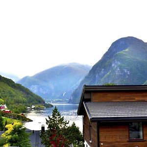 Otnes Sør Leilighet Aurland Exterior photo