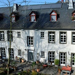 Stiftsherrenhaus Leilighet Münstermaifeld Exterior photo