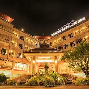 Kwan Ruen Park Hotell Nakhonratchasima Exterior photo