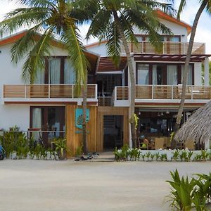 Kinan Retreat Hotell Fulidhoo Exterior photo