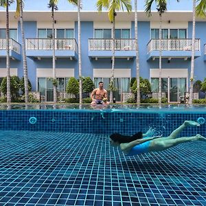 Blu Marine Hua Hin Resort And Villas Exterior photo