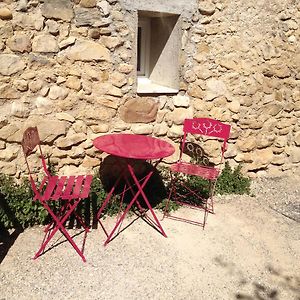 Chambre D'Hote Geiko Hotell Cabrieres-d'Aigues Exterior photo