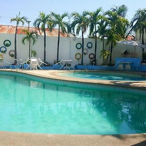 The Palacio De Laoag Hotell Exterior photo